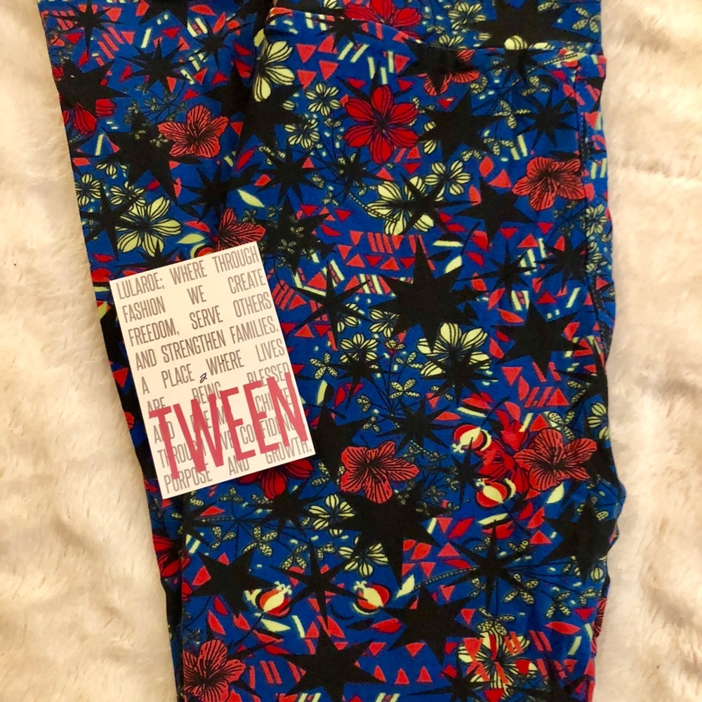 Lularoe Kids Leggings Red flower Leggings Tween